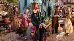 Alice Through the Looking Glass 2016 movie