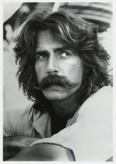 Sam Elliot with no mustache looks like Sam the eagle from the ...