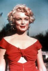 Pink dress of Marilyn Monroe (Marilyn Monroe)