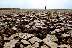 Climate change is real: Turkish farmers suffer from drought ...