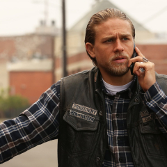 Charlie Hunnam (Charlie Hunnam Sons Of Anarchy Finale)