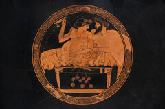 The Kylix Marvel: Why Experts Distrust the Story of an Ancient Cup (Ancient Greek)