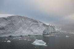 Thwaites 'doomsday glacier' is holding on 'by its fingernails ...