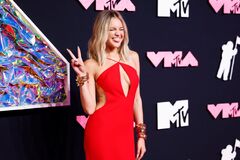 Kelsea Ballerini