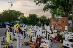 Uvalde report: Robb Elementary School massacre could have been ...