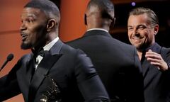 Leonardo DiCaprio presents Jamie Foxx the American Black Film ...