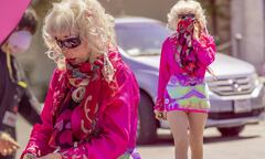 Angelyne proves she's one-of-a-kind as she runs errands wearing ...