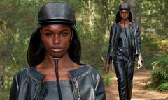 Leomie Anderson flaunts her model figure in black leather ...