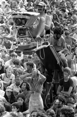 Woodstock 1969 Cameraman by Baron Wolman |Cloud