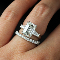 Emerald cut Diamond (Moissanite Emerald Cut Ring)
