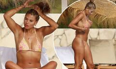 Love Island's Arabella Chi stuns in a skimpy animal bikini ...