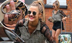 Caroline Flack steps out without her engagement ring | Daily Mail ...