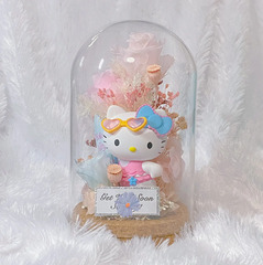 Hello Kitty Flower Arrangements - Lemon8 Search