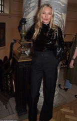 Kate Moss joins Naomi Campbell and Gigi and Bella Hadid for ...