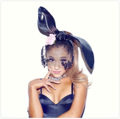 Ariana Grande (Dangerous Woman)