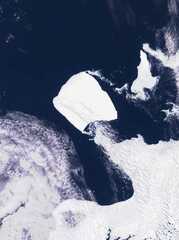 Iceberg A23a spins as it leaves Antarctica: Watch from space