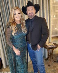 Trisha Yearwood (Garth Brooks)