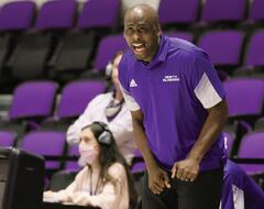 2022-23 UNA Men's Basketball Media Guide by University of North ...