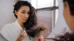 Why We Hate Our Naturally Curly Hair - LatinUs Beauty