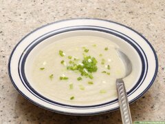 Creamy Potato Soup (Vichyssoise)