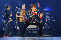 Rolling Stones open American tour, pay tribute to drummer Charlie ...