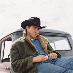 Jake Gyllenhaal (Brokeback Mountain Promotional Jacket Jake Gyllenhaal) (Jack Twist)