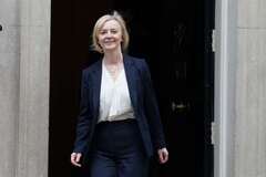 Liz Truss resigns as Prime Minister - as clamour for General ...