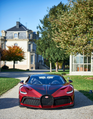 Bugatti Divo (Bugatti Divo Lady Bug )