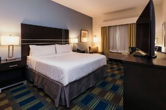 La Quinta Inn & Suites by Wyndham Ankeny IA - Des Moines IA, Des ...