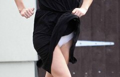 Hot Actress Sexy Pics: Emma Watson Hot Upskirt pics