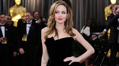 Angelina Jolie: Remember when a thigh-high slit dress kickstarted ...