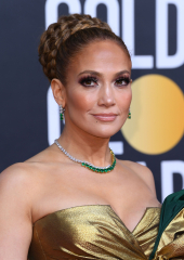 Jennifer Lopez (Jennifer Lopez Golden Globes 2020 Makeup)