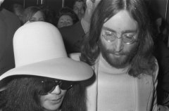 Yoko Ono (John Lennon)