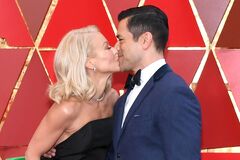 Mark Consuelos (Kelly Ripa)