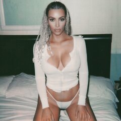 Kim-Kardashian-nude-sexy-2 · Pandesia World