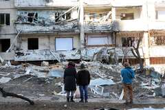 Russia ramps up missile strikes on Kyiv as ground forces stall ...