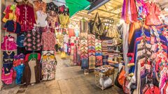 Best street markets for bargain souvenirs in Hong Kong | Hong Kong ...