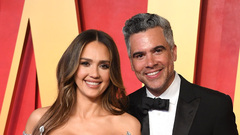 Who is Jessica Alba's husband Cash Warren? | The Irish Sun