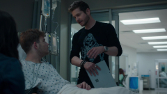 Microsoft Surface Tablet Used By Matt Czuchry As Conrad Hawkins In ...