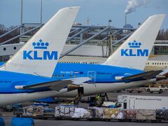 KLM (Amsterdam Airport Schiphol)