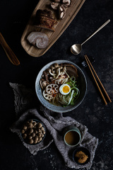 Nudelsuppe auf Japanisch} Miso Ramen mit Chashu |