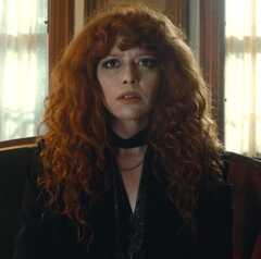 Natasha Lyonne (Russian Doll)