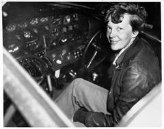 Photos: Aviation pioneer Amelia Earhart – Orlando Sentinel