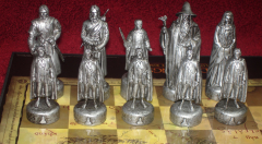 Lord of The Rings Battle for Middle Earth Chess Set (Parker Brothers Lord of The Rings Chess Set Return of The King)