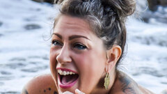 American Pickers' Danielle Colby poses completely naked at beach ...