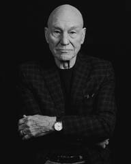 Patrick Stewart (Patrick Stewart Star Trek Picard Vest)