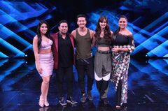 Tiger Shroff (Disha Patani)