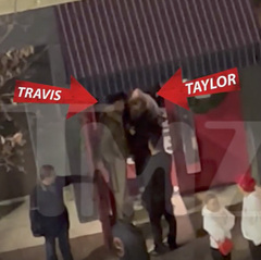 Taylor Swift parties with Travis Kelce after Chiefs game in new video