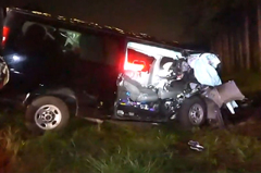 2 killed, 10 injured as van headed to New York crashes on I-95