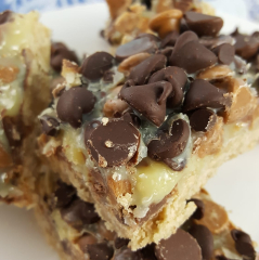 Chocolate Peanut Butter Magic Bars